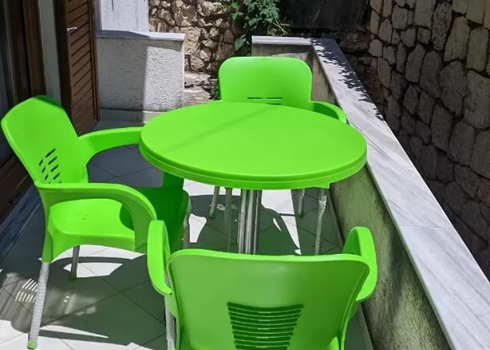 Hasani Apartments